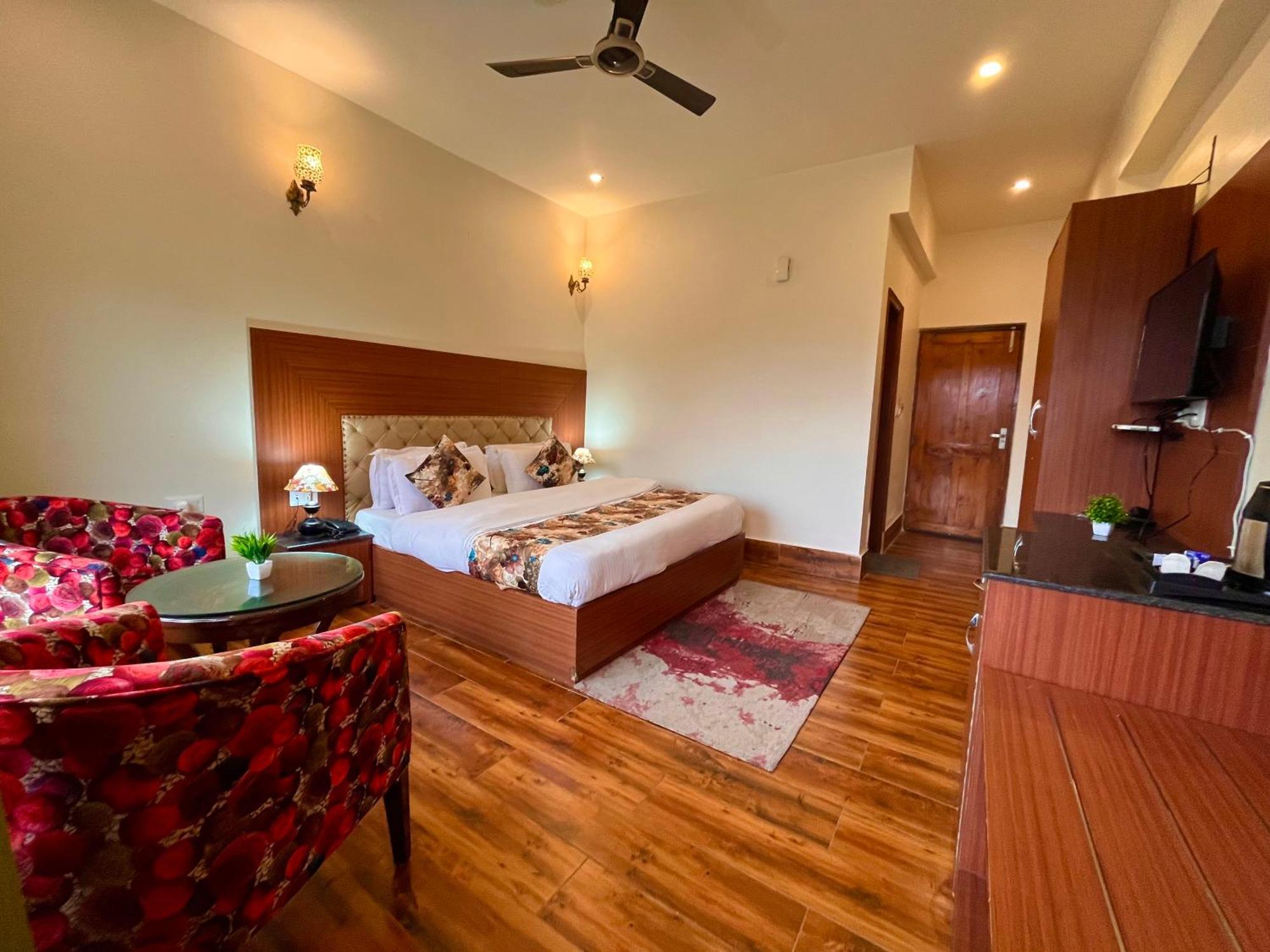 The Kempty Osasis - A Boutique Resort With Scenic Mountain View In Mussoorie Buitenkant foto