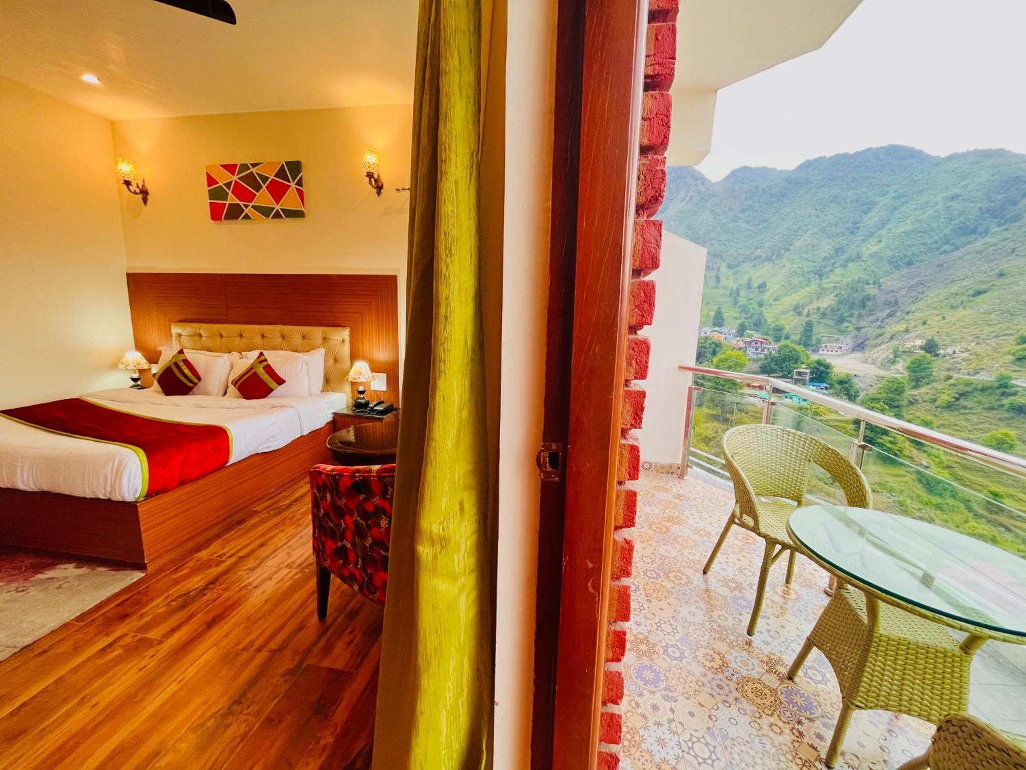 The Kempty Osasis - A Boutique Resort With Scenic Mountain View In Mussoorie Buitenkant foto