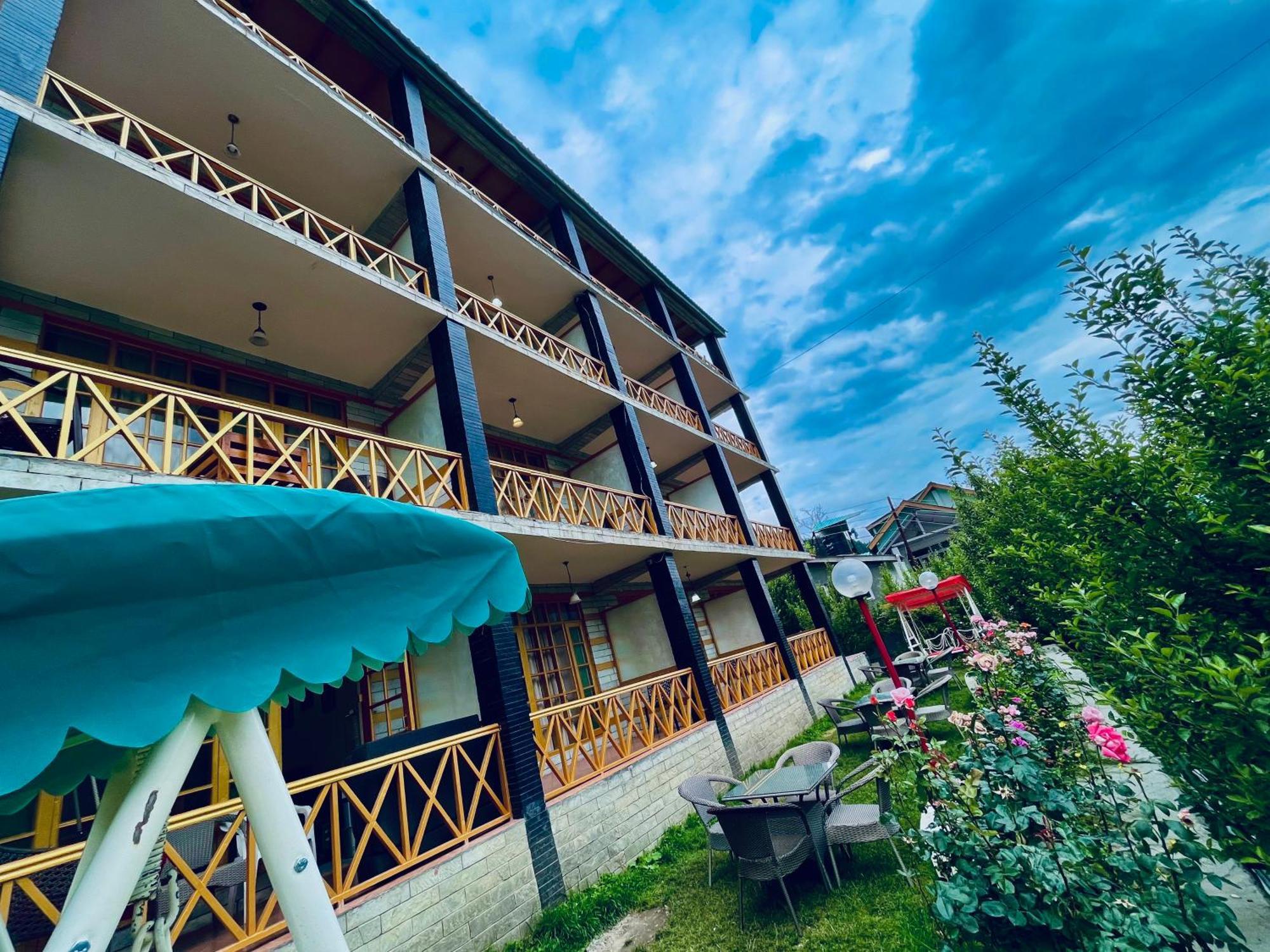 The Kempty Osasis - A Boutique Resort With Scenic Mountain View In Mussoorie Buitenkant foto