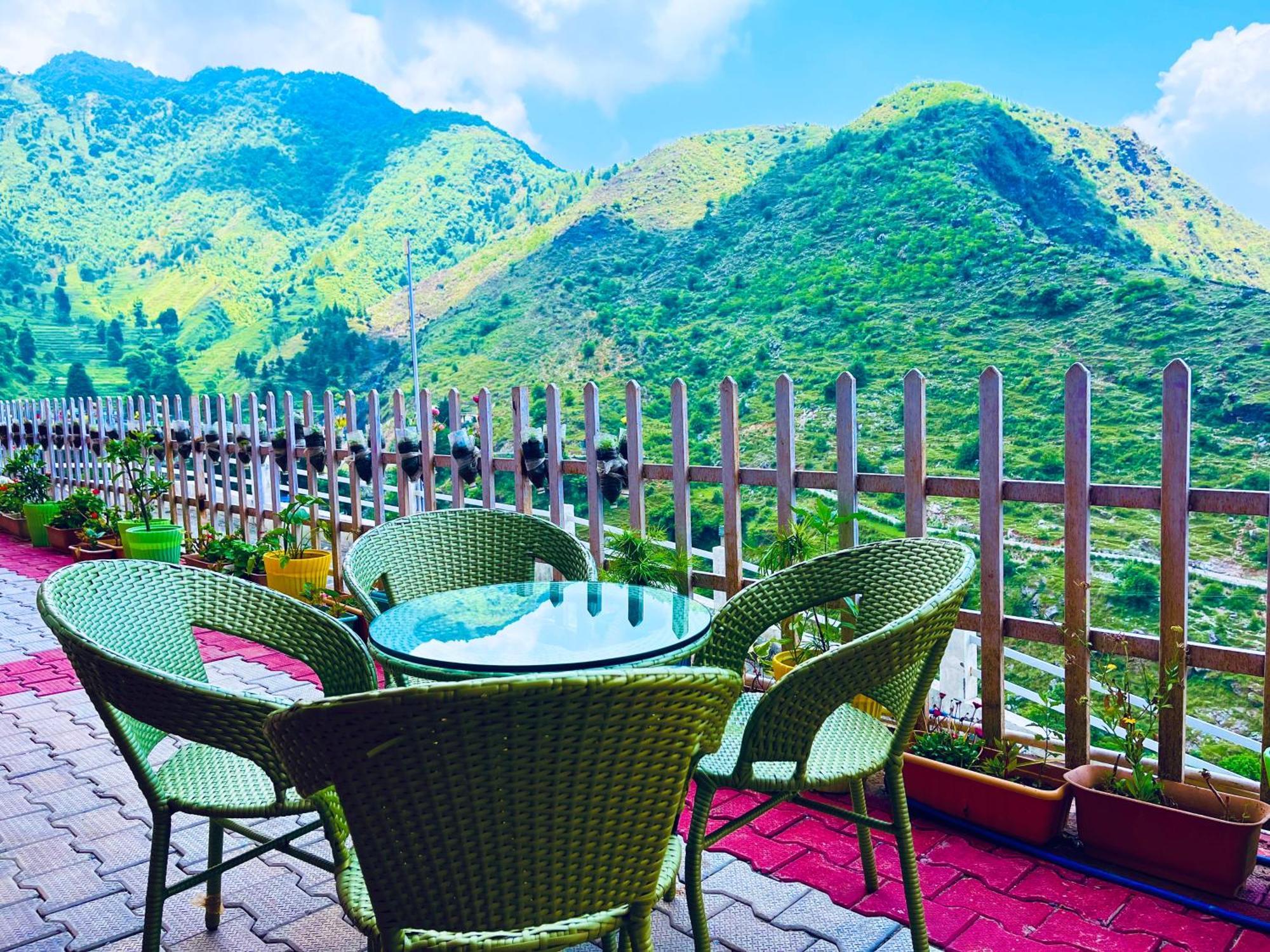 The Kempty Osasis - A Boutique Resort With Scenic Mountain View In Mussoorie Buitenkant foto